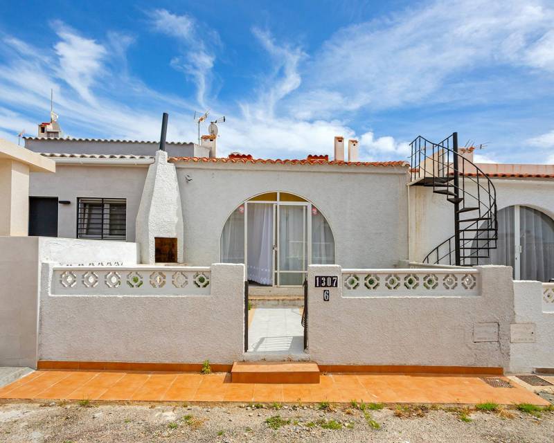 Terraced house - Sale - Torrevieja - San luis